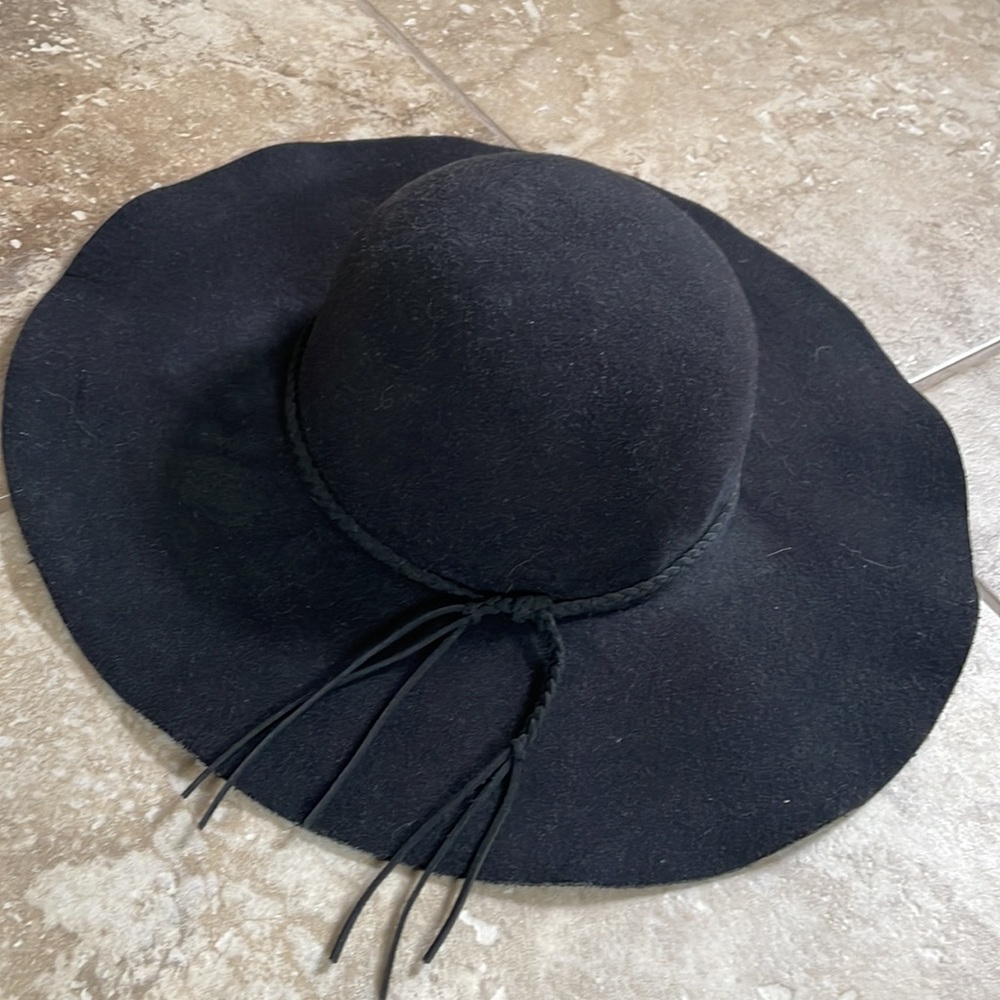 Jessica McClintock Wool Hat
